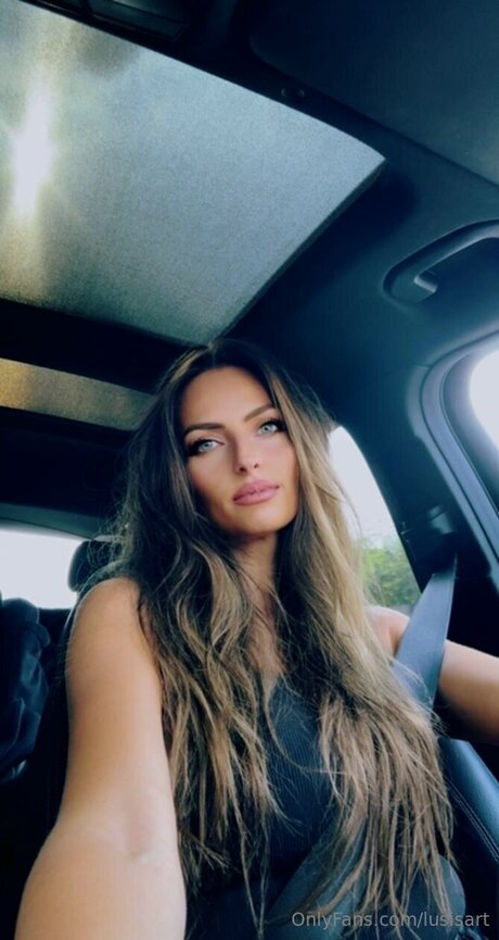 Lusisart model perfect pictures