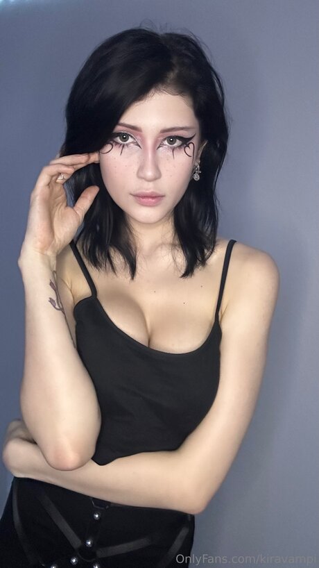 Kiravampi pornstar art images