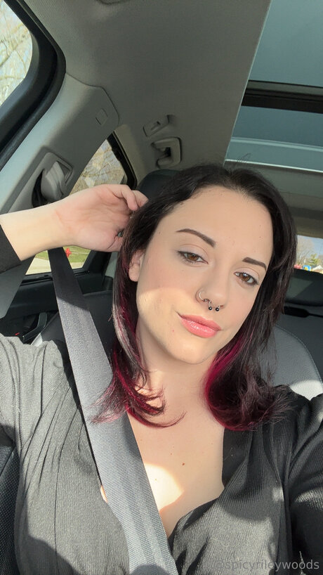 Itsrileywoods high quality pornstar pictures