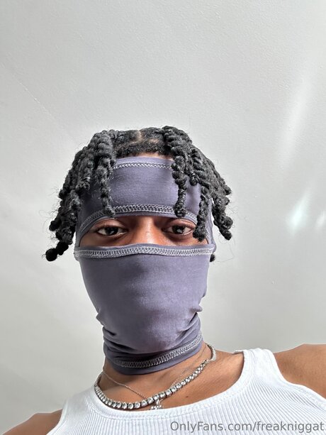 Freakniggat pornstar erotic img