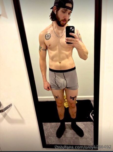 Onlymen Ivp star naked photo