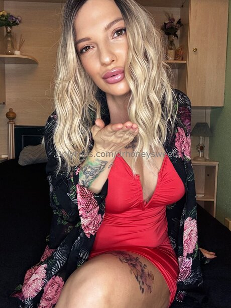 Drhoneysweet model nudes galleries