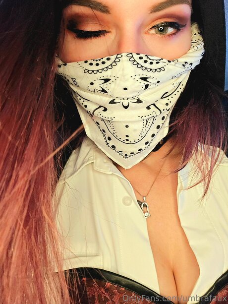 Umbrafaux beautiful actress images