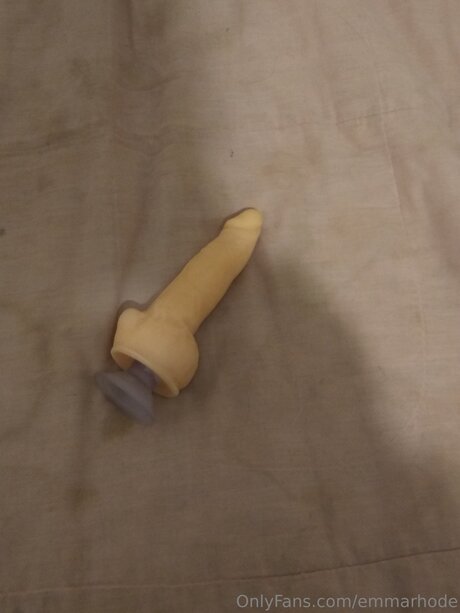Emmarhode adult model photos