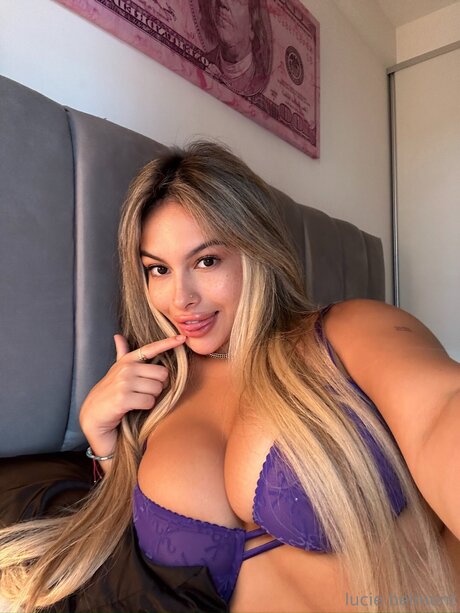 Melissa Sinclair pornstar nude picture