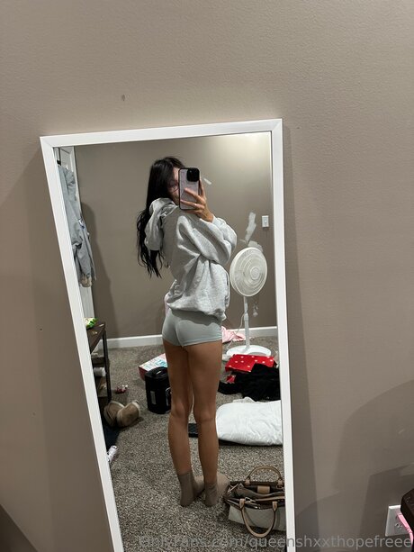 petite girls onlyfans art naked pic