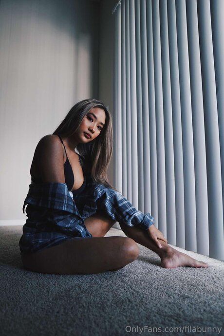 Filabunny model pretty image