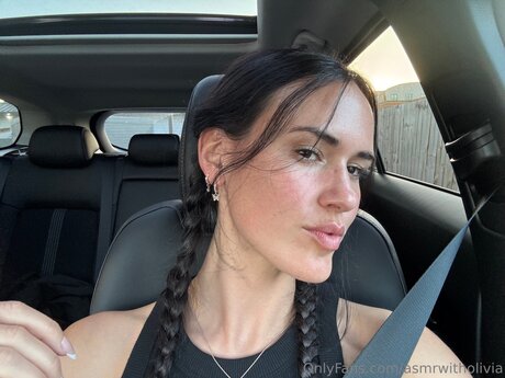 Asmrwitholivia Profile Photo