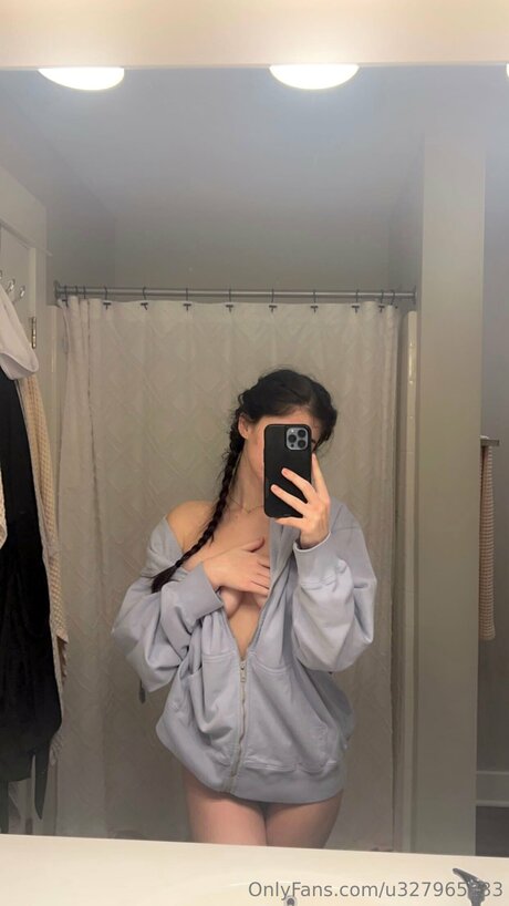 Babyd2222 pretty actress pictures