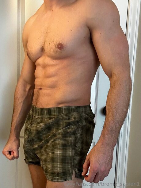 Bromo Sapien1 model beautiful images