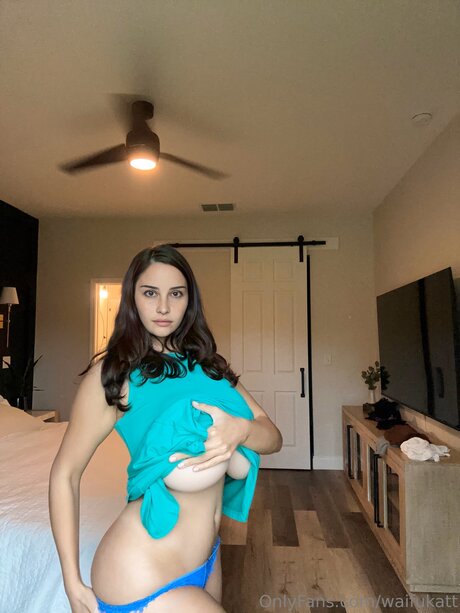 Waifukatt pretty model picture