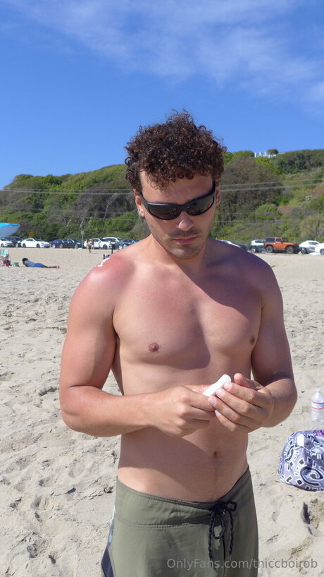 Thiccboirob model best photos