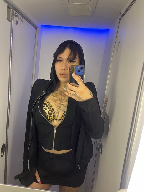 Bebemoonx porn model pics