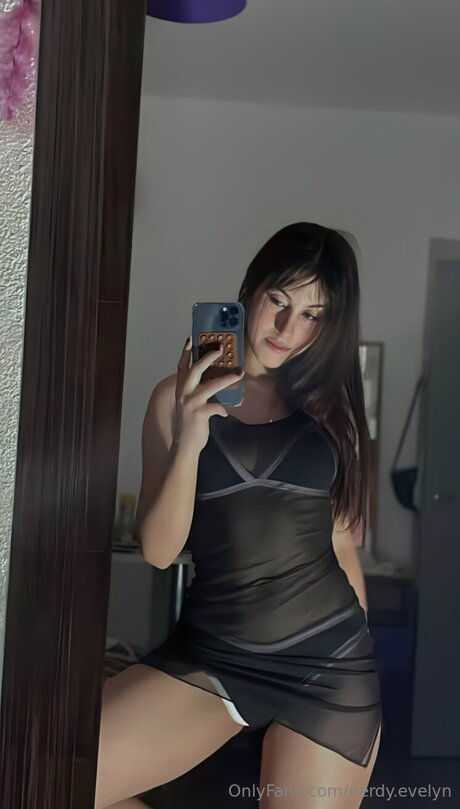 big tits mom onlyfans free nude picture