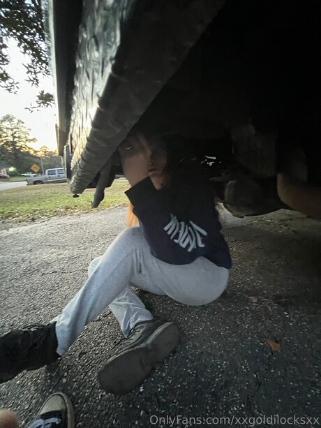 Xxgoldilocksxx naked model photo