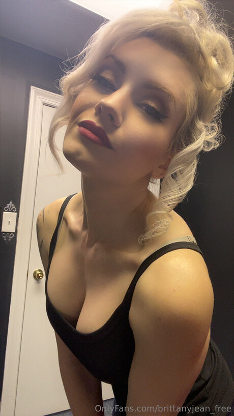 Brittanyjean Free hd model img