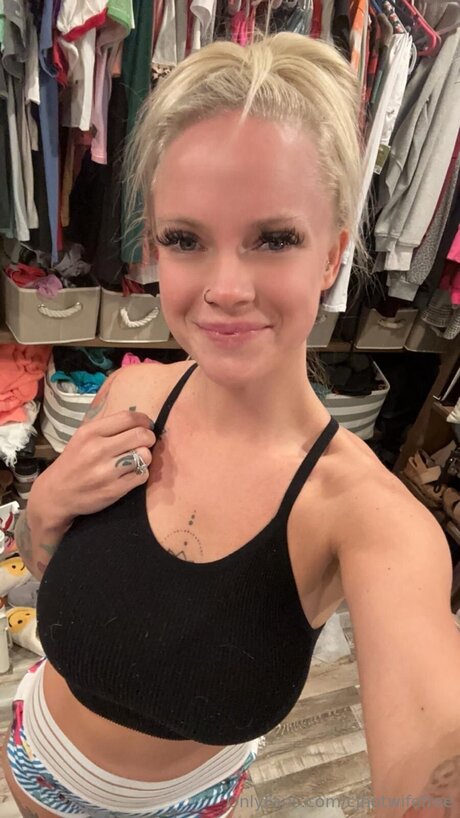 Cjhotwifefree star nice images