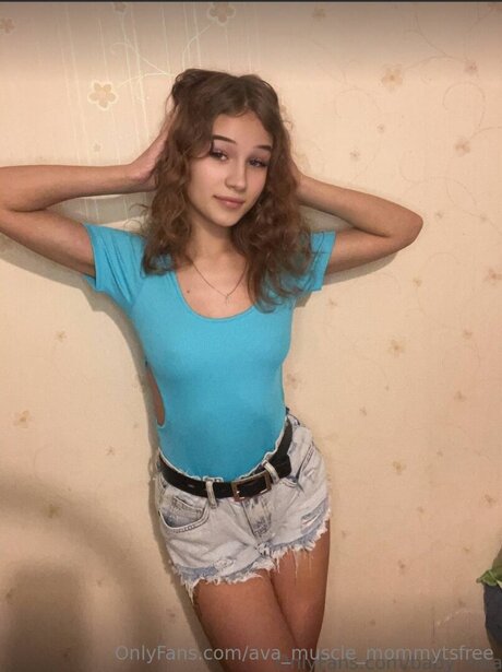 Ava Muscle Mommytsfree pornstar art img