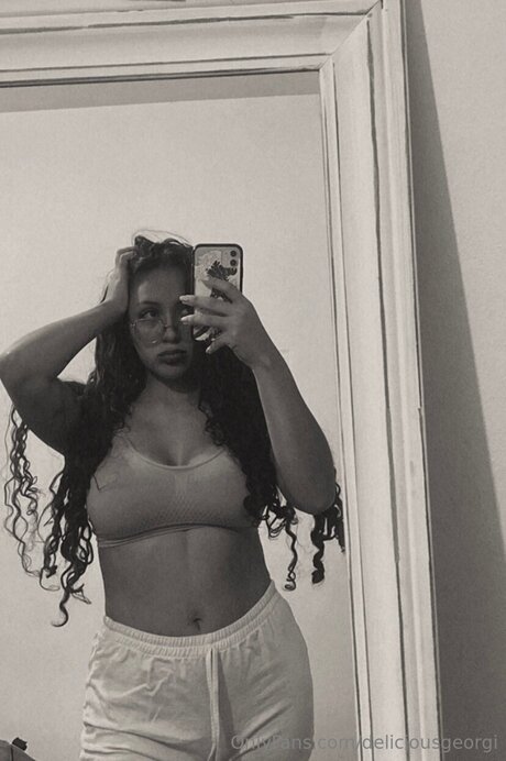 Deliciousgeorgi sex model archive