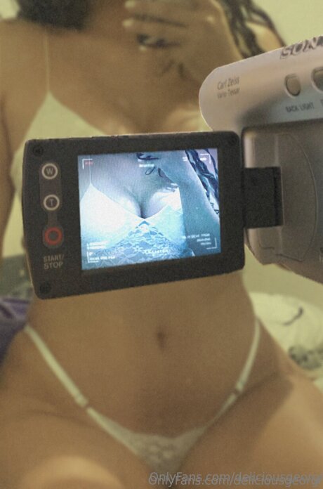 Deliciousgeorgi hot model pic