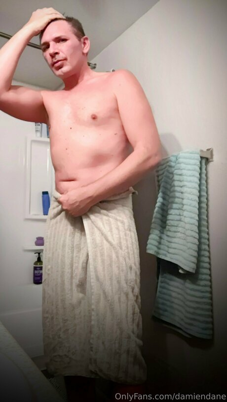 Damiendane nudes star galleries