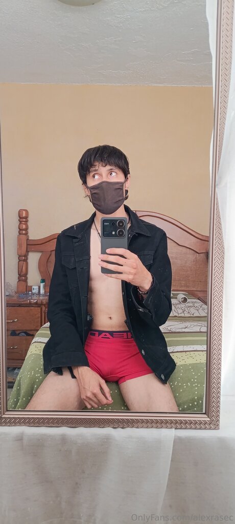 Alexrasec star nudes photo