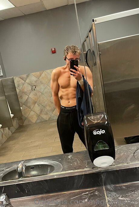 massage therapist onlyfans sex pictures