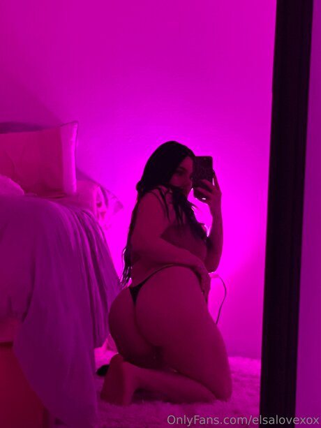Elsalovexox pretty pornstar images