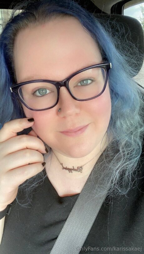 Karissakaej hot star image