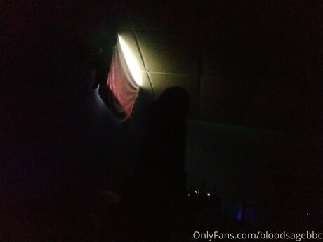 Bloodsagebbc naked model picture