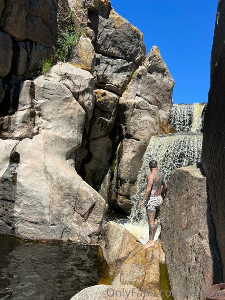 Nicoink adult model img