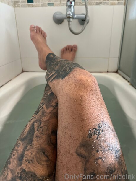 Nicoink model adult img