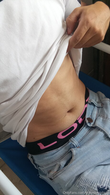 Erikmaximiliano pornstar exclusive archive