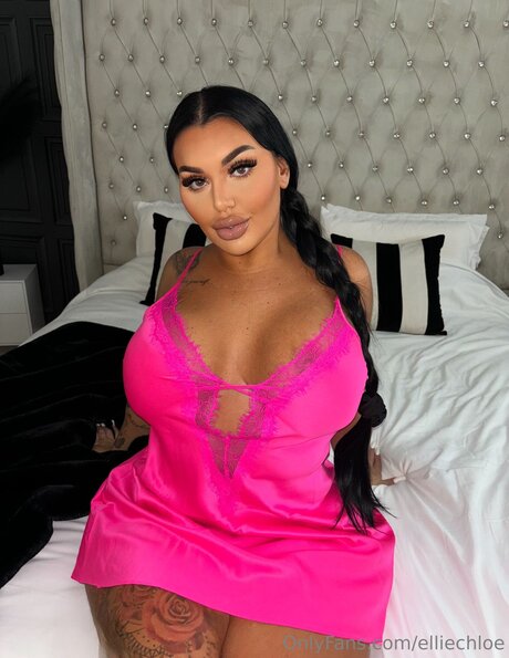 Elliechloe erotic pornstar pics