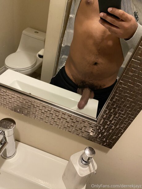 Derrekjayz naked pornstar image