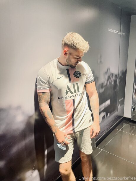 Pezzaburke66 model images