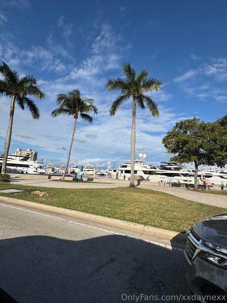 Hoosier Daddy X actress pic