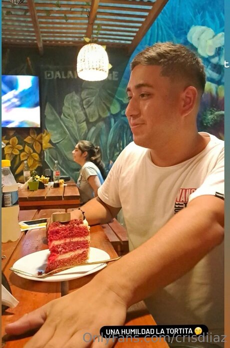 Crisdiiaz sex pornstar img