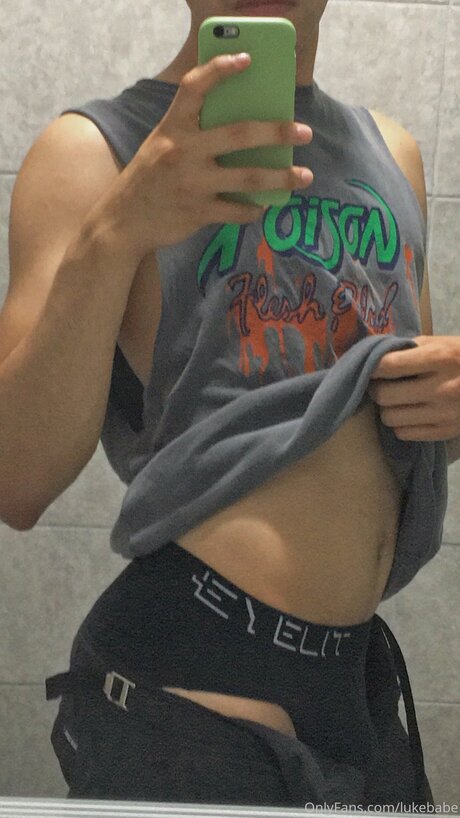 Lukebabe pornographic star pictures