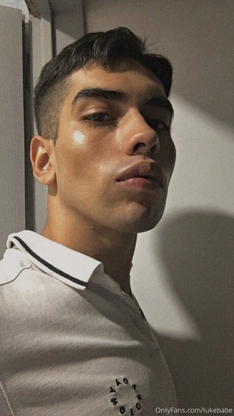 Lukebabe perfect model img