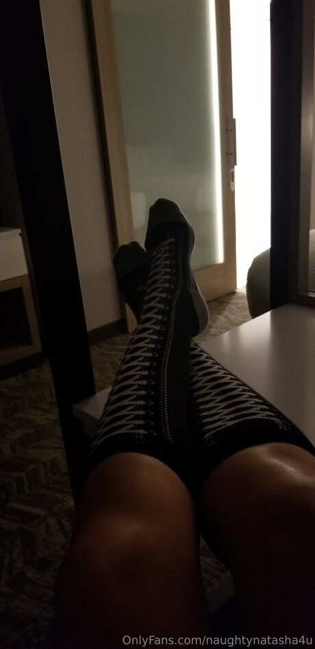 Naughtynatasha4u model free photo