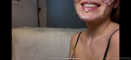 shemale cum in mouth onlyfans erotic gallery