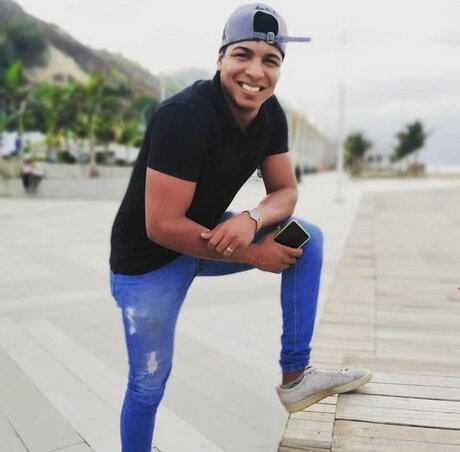 Yingjm star naked images