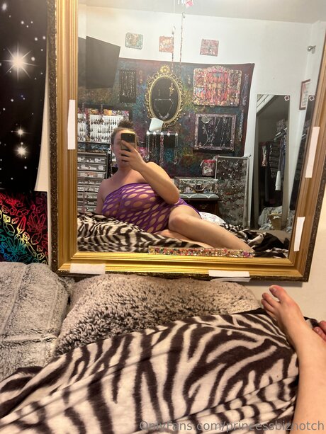 teen solo onlyfans nudes images