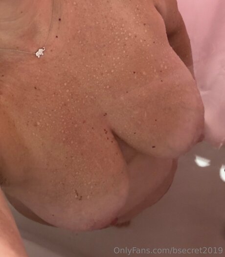 Bsecret2019 free star image