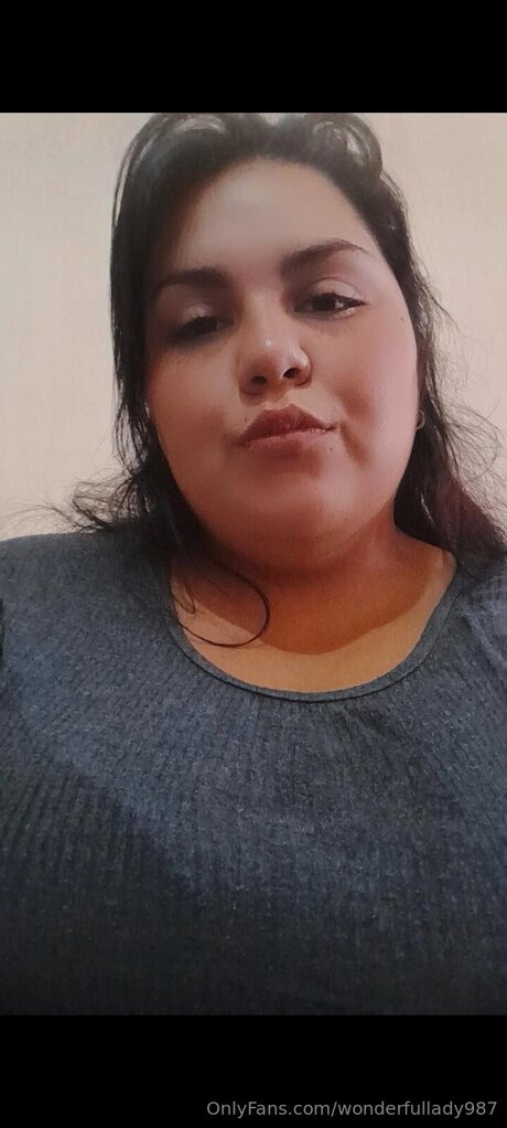 Wonderfullady987 erotic pornstar pic