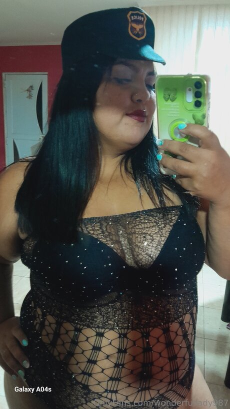 Wonderfullady987 adult model pic
