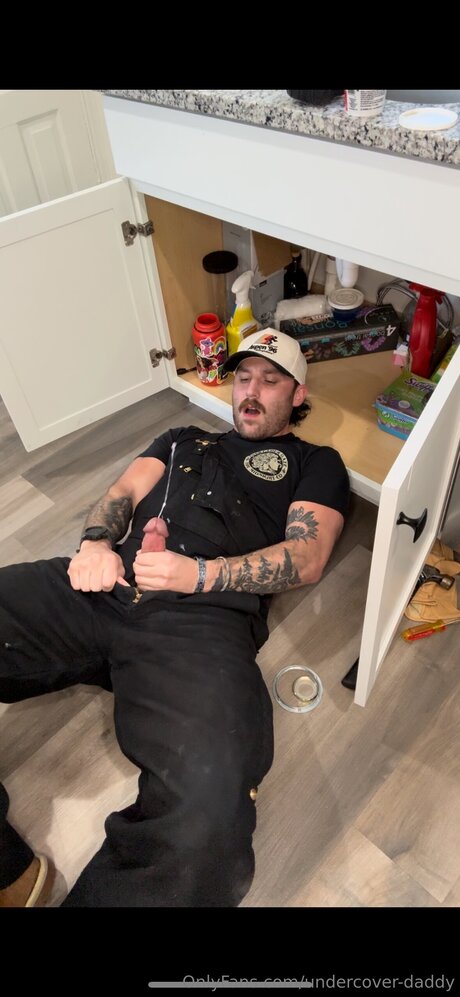 Undercover Daddy xxx star images