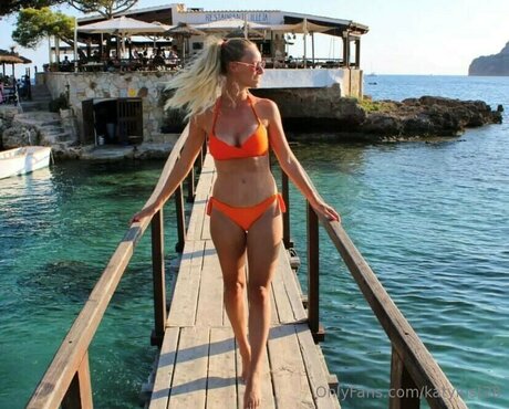 Katylust28 hd pornstar galleries