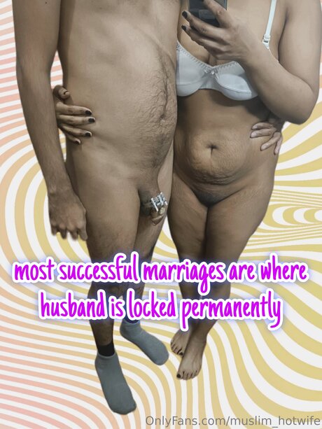 Muslim Hotwife model high quality archive